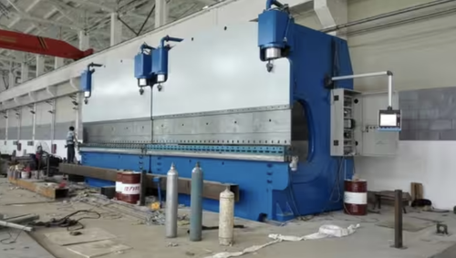 أحدث حالة شركة حول Vietnamese Steel Fabricator Adopts 12000KN CNC Tandem Press Brake for 12000mm Wide Bending