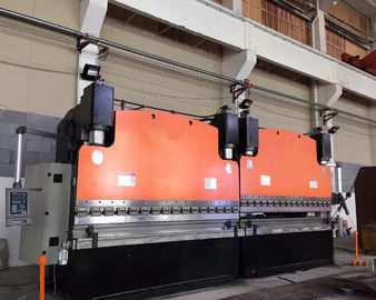 Good price 2-WE320T / 3200 CNC Tandem Press Brake Machine مع نظام هيدروليكي كهربائي مؤازر الانترنت