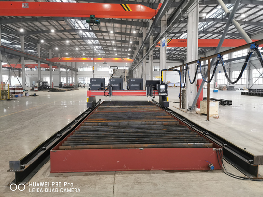 آلة قطع البلازما CNC ذات السرعة العالية للقطاع العمودي متعدد الرؤوس للصناعة