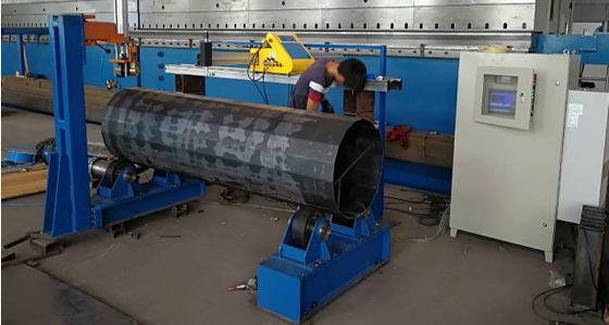 آلة قطع الأبواب ذات القطب الخفيف 3 محور، قطر 680mm، ضربة 2000mm