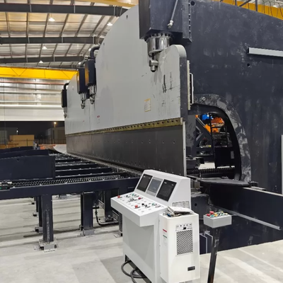 400 طن CNC الفرامل الهيدروليكية للضغط مع 8000 مم الطول العامل و DELEM DA53T التحكم