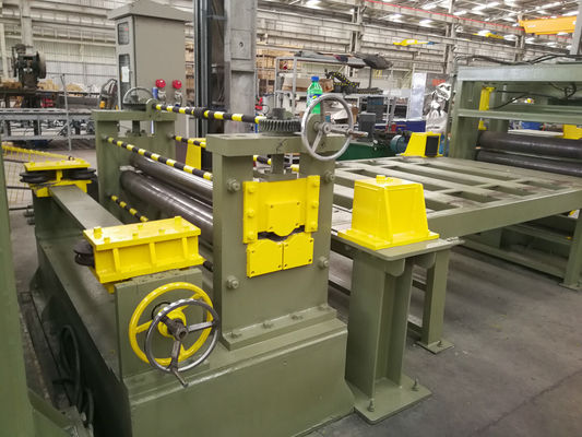 4x1600 عالية الدقة 37kw لفائف الصلب خط الحز