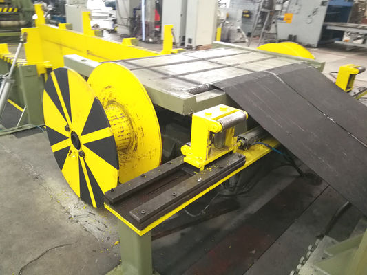 4x1600 عالية الدقة 37kw لفائف الصلب خط الحز