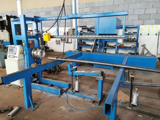 آلة قطع الأبواب ذات القطب الخفيف CNC ، أقصى قطر 350mm ، أقصى طول قطع 2000mm