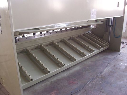 آلة شق الصفائح الهيدروليكية الهيدروليكية، آلة قطع الصفائح